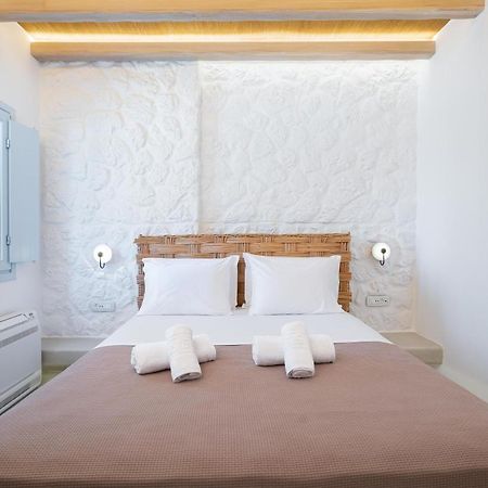 Airth Santorini Suites Фиростефани Екстериор снимка