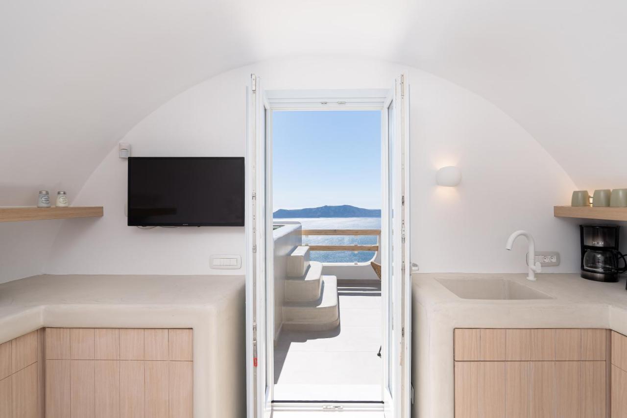 Airth Santorini Suites Фиростефани Екстериор снимка
