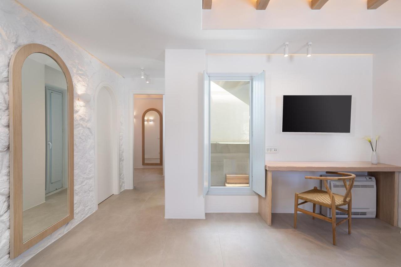 Airth Santorini Suites Фиростефани Екстериор снимка
