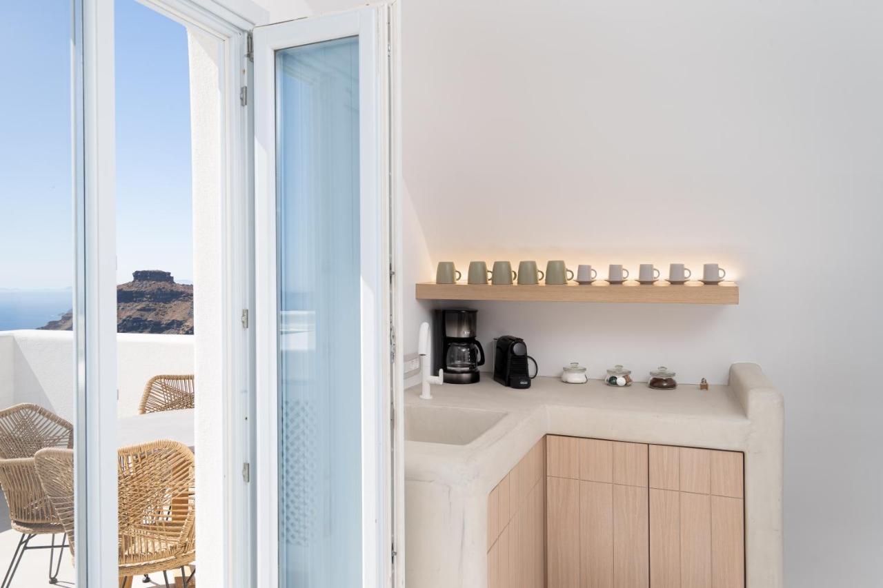 Airth Santorini Suites Фиростефани Екстериор снимка